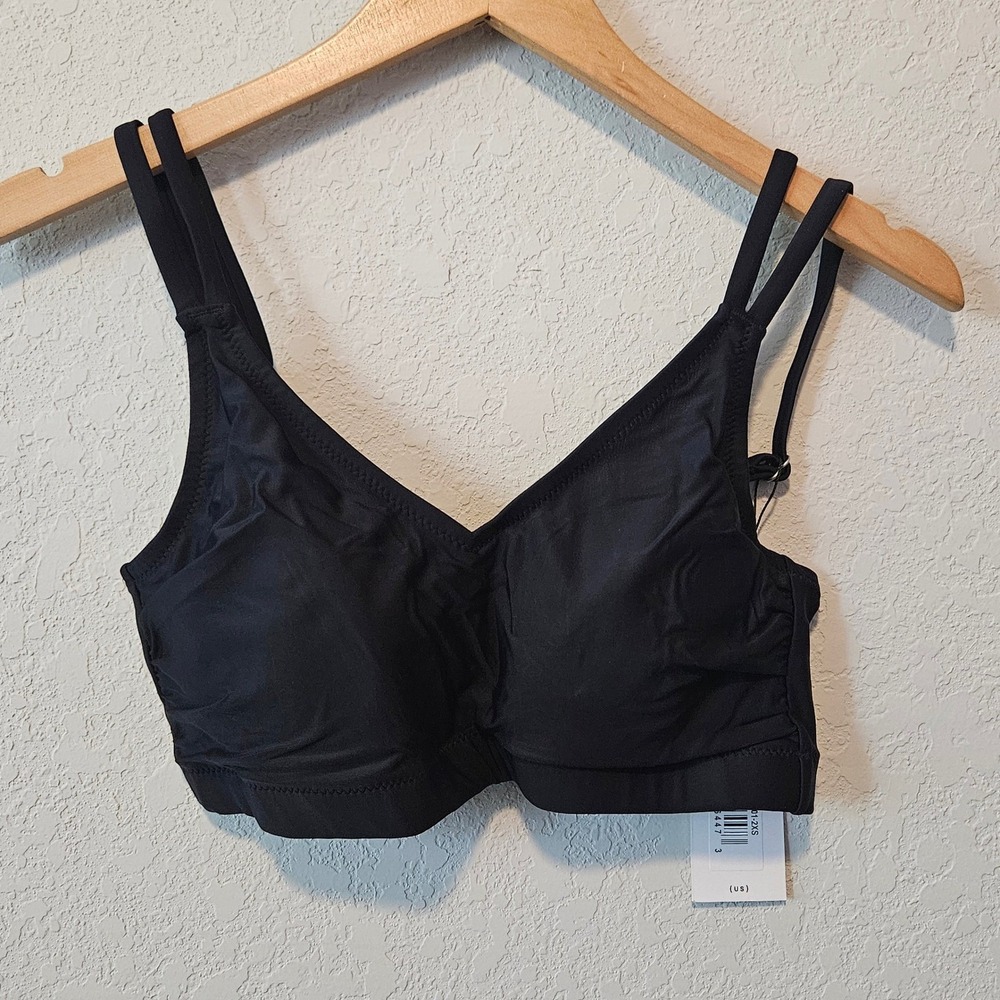 Universal Standard Swim V-Neck Bikini Top in Black Women's Size 6-8 Beach